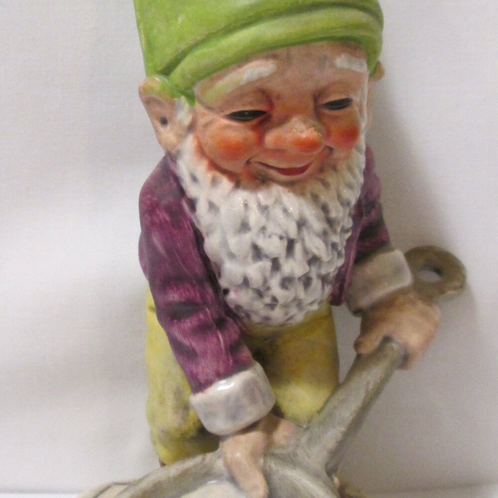 Goebel Co-Boy Gnome "Bit the Bachelor" WELL 503